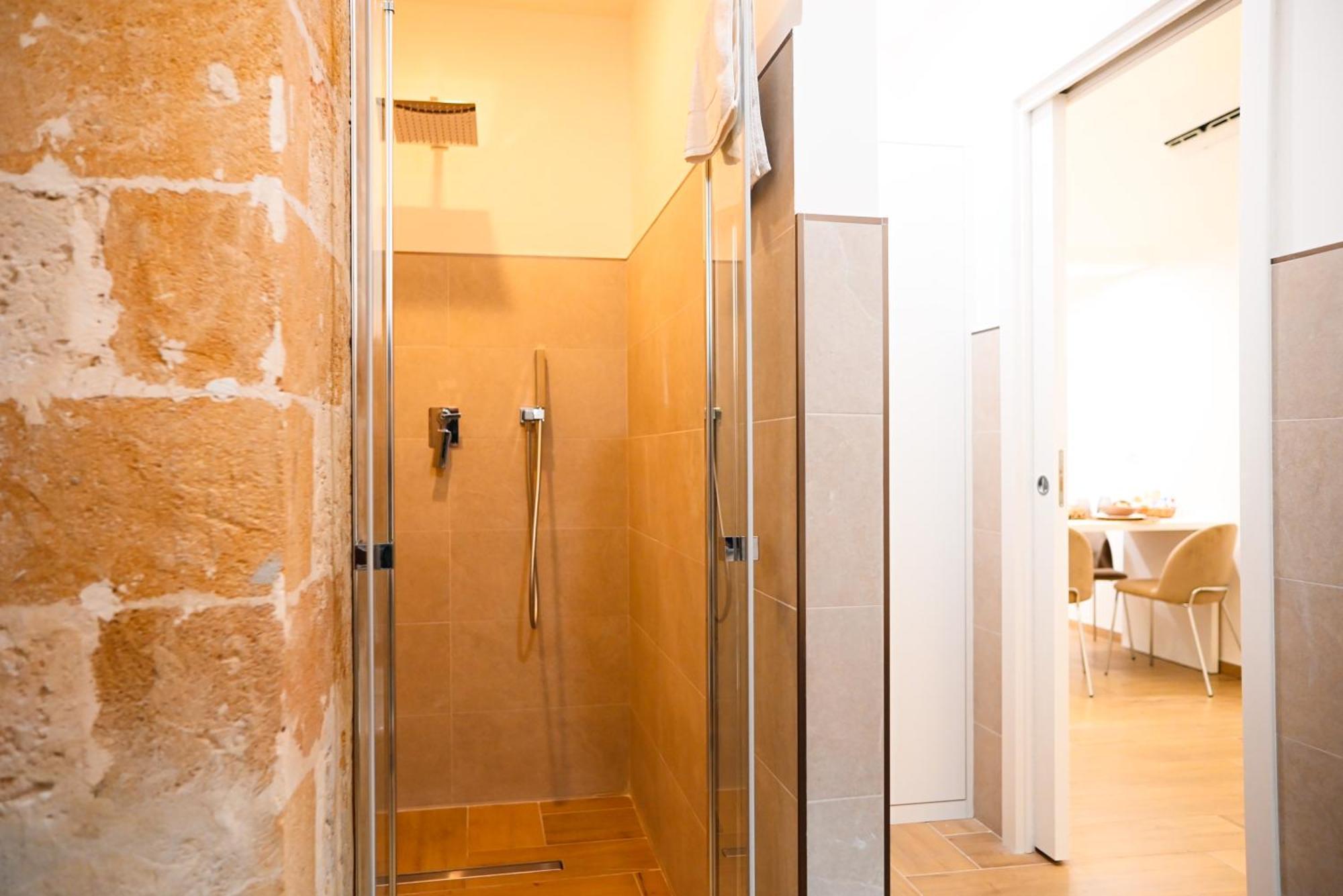Victory Suite 31 Brindisi Luaran gambar